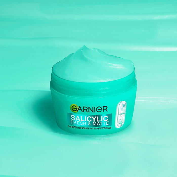 Garnier Salicylic Fresh & Matte Sorbete Hidratante Antiimperfecciones Efecto Matificante 24h - Crema Facial 85 ml