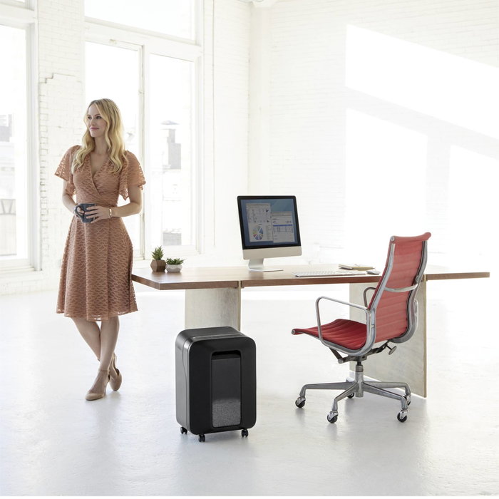 Fellowes Powershred LX 201 Negra Micro-cut P-5