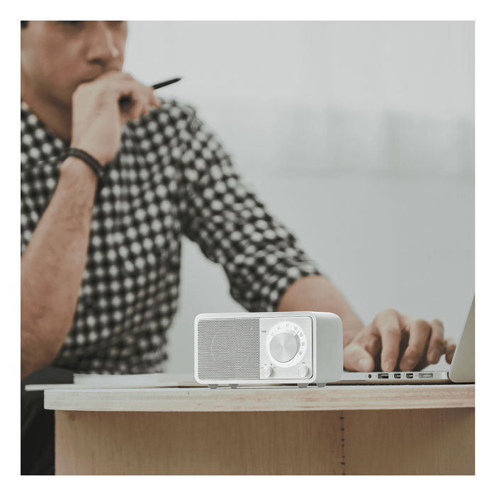 Sangean WR-7 - Radio Portátil Bluetooth, FM, Blanco Mate, Resistencia 4 Ohm, Altavoz de 1.27 cm, Batería Recargable de Litio 2600 mAh y 36h de Autonomía Sangean WR-7 - Radio Portátil Bluetooth, FM, Blanco Mate, Resistencia 4 Ohm, Altavoz de 1.27 cm, Batería Recargable de Litio 2600 mAh y 36h de Autonomía