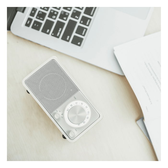 Sangean WR-7 - Radio Portátil Bluetooth, FM, Blanco Mate, Resistencia 4 Ohm, Altavoz de 1.27 cm, Batería Recargable de Litio 2600 mAh y 36h de Autonomía Sangean WR-7 - Radio Portátil Bluetooth, FM, Blanco Mate, Resistencia 4 Ohm, Altavoz de 1.27 cm, Batería Recargable de Litio 2600 mAh y 36h de Autonomía