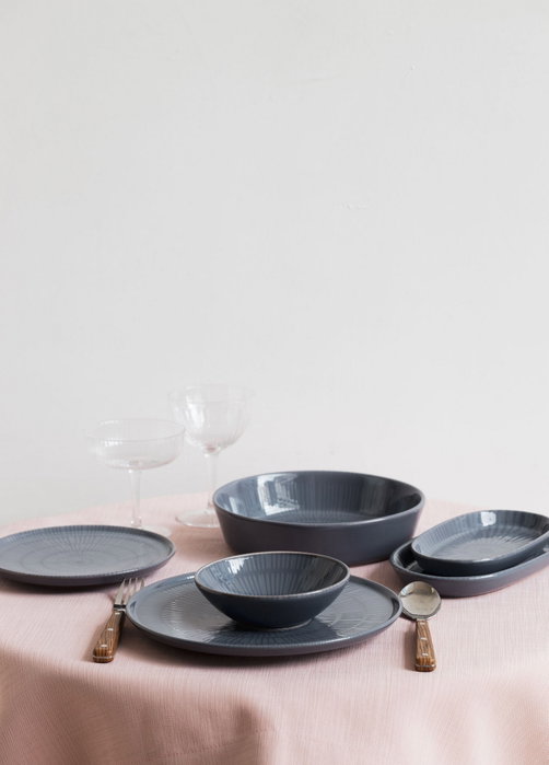Hermia NON0005 Plato de Servicio 30x30x1 cm Cerámica Gris para Bodas, Fiestas y Uso Diario