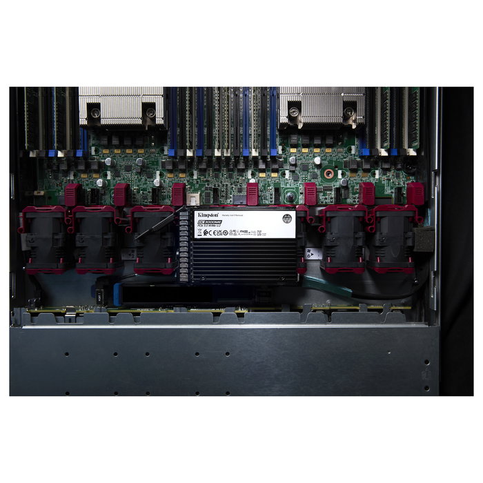 Kingston Enterprise DC3000ME - SSD 15.36TB U.2 PCIe 5.0 NVMe - Factor de forma 2.5" - Encriptado TCG Opal - 14000 MB/s Lectura