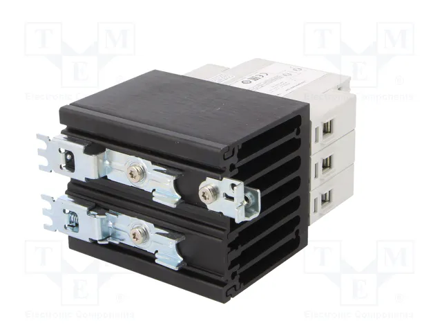 CARLO GAVAZZI RGC2P60V40C1DM Relé semiconductor trifásico 40A 180-660VAC CARLO GAVAZZI RGC2P60V40C1DM Relé semiconductor trifásico 40A 180-660VAC