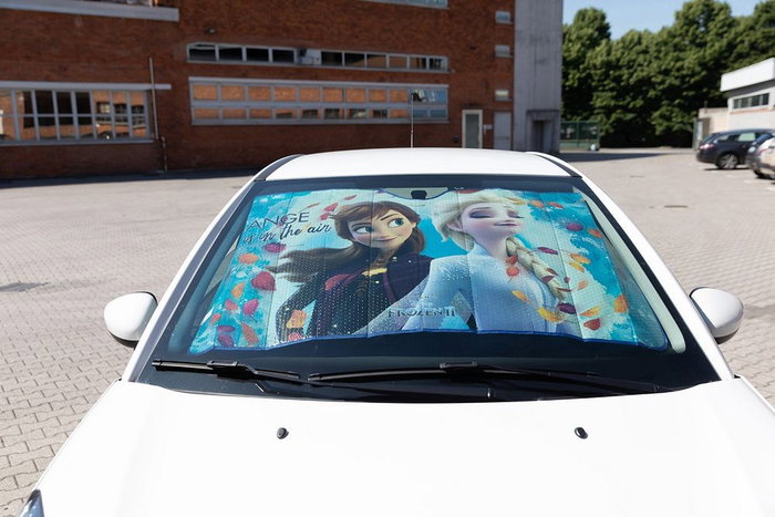 Licensing Parasol Delantero Frozen 2 130x70 cm