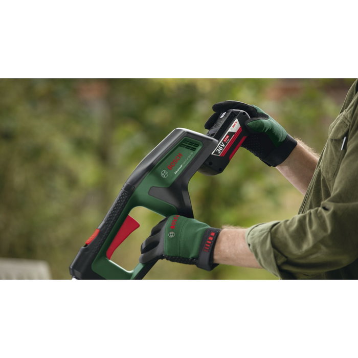 Bosch AdvancedGrassCut 36V-33 Recortadora de césped con batería de 2 Ah y corte de 33 cm