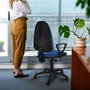 PIQUERAS Y CRESPO Silla de oficina Algarra Gris oscuro con brazos fijos