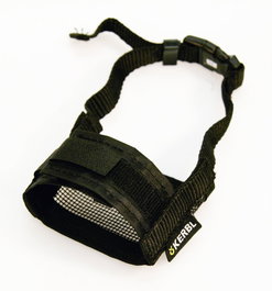 Kerbl Bozal Perro Nylon Ajustable 18-24cm x 8,5cm Malla Resistente