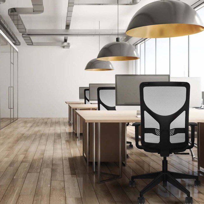 Silla de oficina Motilla con mecanismo Sincro tapizada con Tela color Granate y malla color negra. Equipada con lumbar 1D, Brazos 1D y Ruedas 65mm nailon