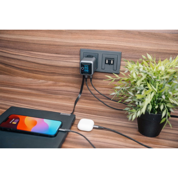 Verbatim Mini GaN Charger 70W con Cable USB-C Retráctil y Pantalla