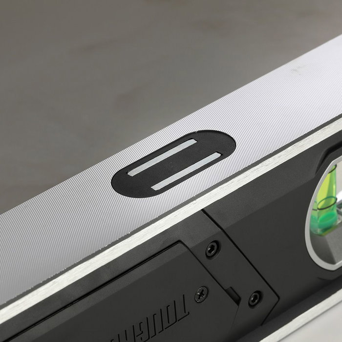 Toughbuilt TB-H2-L-M120LH-M Nivel Magnético Tubular con Burbuja Iluminada 120 cm