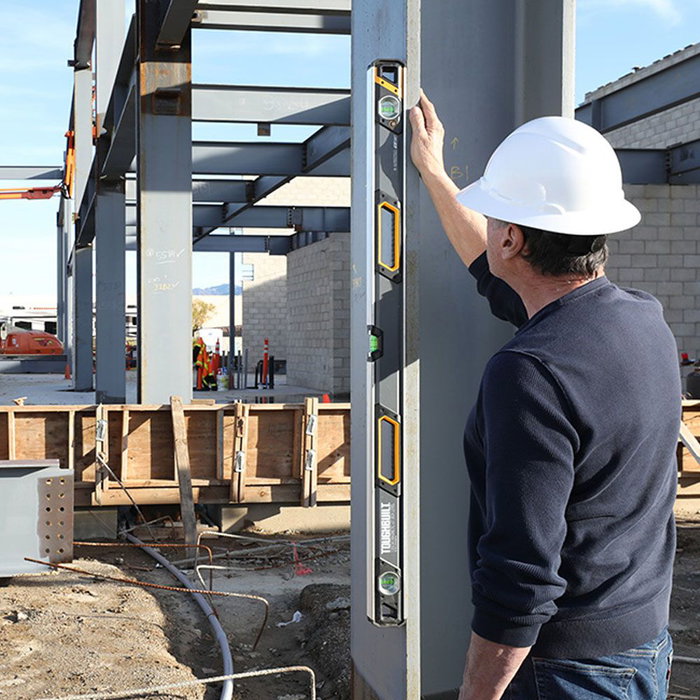 Toughbuilt TB-H2-L-M120LH-M Nivel Magnético Tubular con Burbuja Iluminada 120 cm