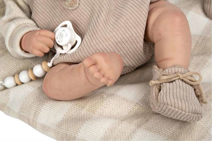 Muñecas Arias Muñeco Reborn Ruben c/cojin, Cuerpo Blando 45 cm