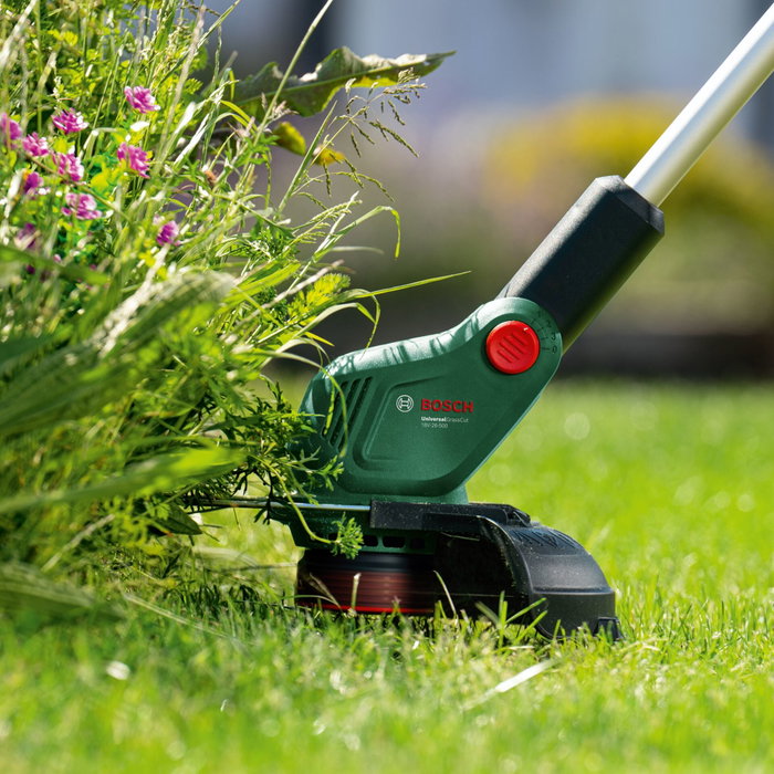 Bosch UniversalGrassCut 18V-26-500 2 en 1