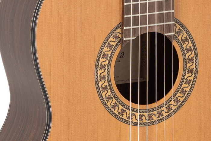 Admira A6 Serie Artesanía Guitarra Clásica Zurda Admira A6 Serie Artesanía Guitarra Clásica Zurda