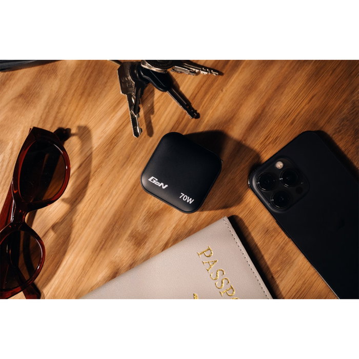 Verbatim Mini GaN Charger 70W 2xUSB-C PD, 1xUSB-A QC 3.0 Verbatim Mini GaN Charger 70W 2xUSB-C PD, 1xUSB-A QC 3.0