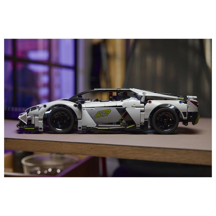 LEGO Technic Lamborghini Revuelto 42214