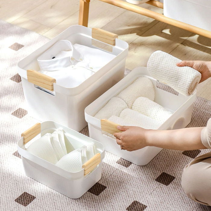 Inde Cesta Multiusos de Plástico con Asas de Madera, 26.8 cm x 17.3 cm x 12.6 cm (24 Unidades)