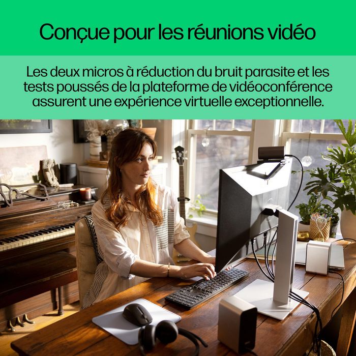 HP 960 Webcam de Streaming 4K para Videollamadas y Contenido en Vivo con Ajustes Automáticos