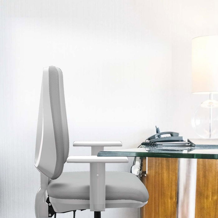 PIQUERAS Y CRESPO Silla de oficina Elche con mecanismo Asincro Negro y Blanco PIQUERAS Y CRESPO Silla de oficina Elche con mecanismo Asincro Negro y Blanco