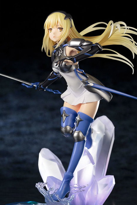 Sword Oratoria: Is it Wrong to Try to Pick Up Girls in a Dungeon? On the Side Estatua PVC 1/7 Ais Wallenstein 24 cm