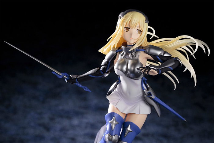Sword Oratoria: Is it Wrong to Try to Pick Up Girls in a Dungeon? On the Side Estatua PVC 1/7 Ais Wallenstein 24 cm