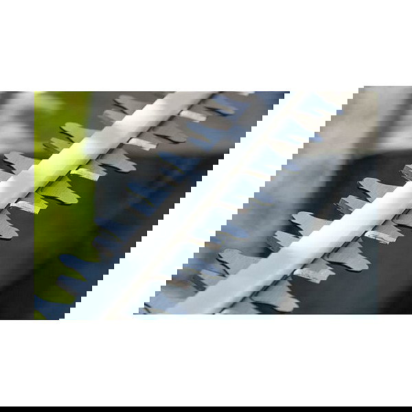 Gardena THS 500/48 Tijera de poda eléctrica telescópica 500W, cuchilla doble de 48 cm, corte hasta 2.5 cm Gardena THS 500/48 Tijera de poda eléctrica telescópica 500W, cuchilla doble de 48 cm, corte hasta 2.5 cm