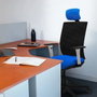 PIQUERAS Y CRESPO Silla de oficina Yunquera con mecanismo Sincro, Azul y Negro