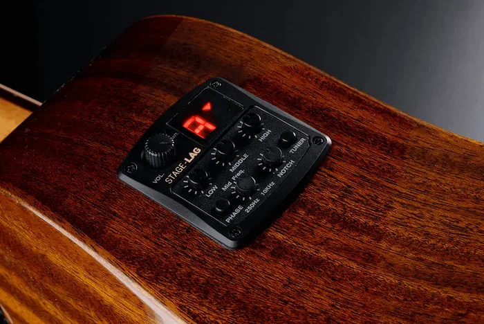 LAG Guitarra Acústica Dreadnought Cutaway A/E Tramontane 98 - Tapa de Caoba Maciza con Electrónica Stage LAG