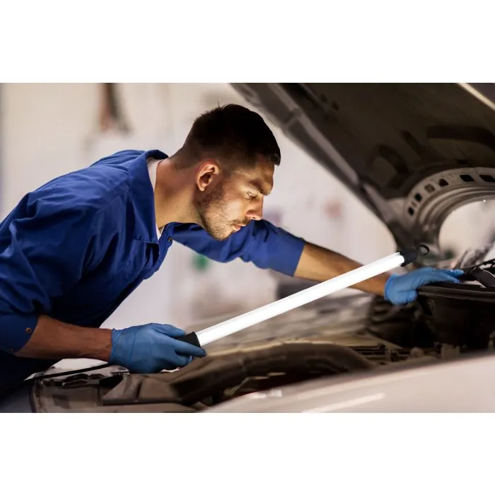 GAO Luz de trabajo LED 800 lm con cable de 5 m, color negra