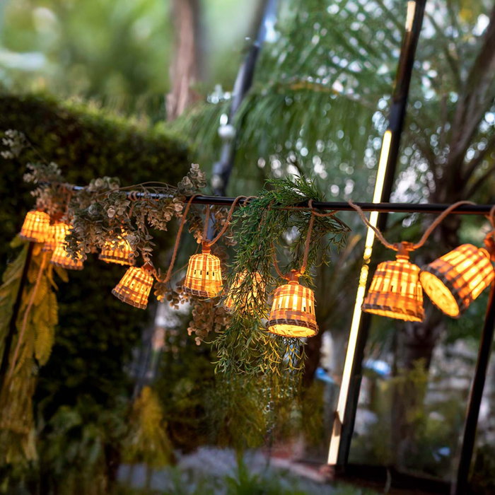 New Garden Garland Lift Negro