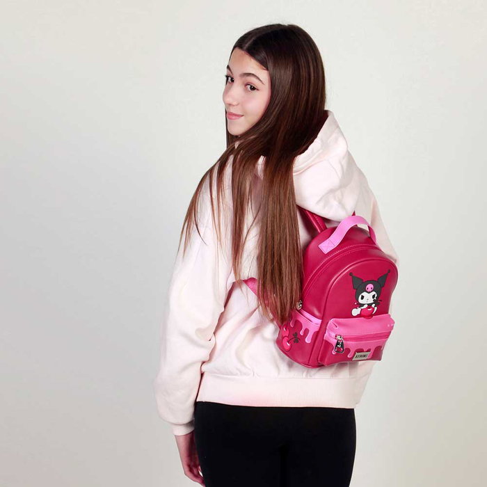 Karactermania Mochila Heady Pequeña Kuromi Cherry Rosa