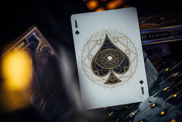 Theory11 Avengers - The Infinity Saga Baraja de cartas Purple Version Theory11 Avengers - The Infinity Saga Baraja de cartas Purple Version