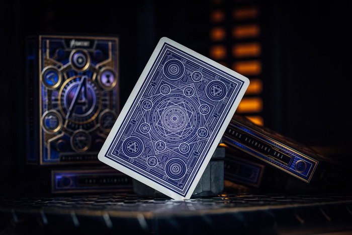 Theory11 Avengers - The Infinity Saga Baraja de cartas Purple Version Theory11 Avengers - The Infinity Saga Baraja de cartas Purple Version
