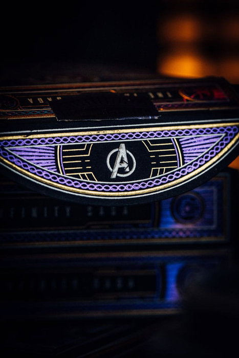 Theory11 Avengers - The Infinity Saga Baraja de cartas Purple Version Theory11 Avengers - The Infinity Saga Baraja de cartas Purple Version