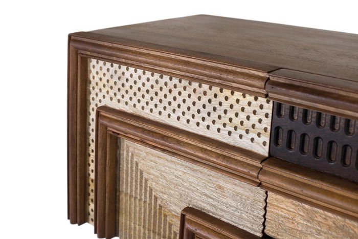 Giner y Colomer Mueble de TV de Madera de Mango con Patrones Geométricos Texturizados