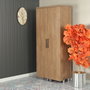 Hanah Home Guzzo Armario Multiusos Roble Oscuro, Mueble de Almacenamiento con Estantes, Ruedas y Fijación a Pared, 80x180x42 cm