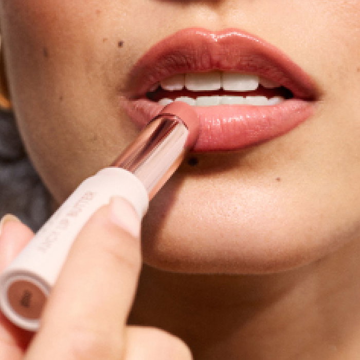 GOSH Juicy Lip Butter Mantequilla Labial #003-Autumn Brown 2,80 gr GOSH Juicy Lip Butter Mantequilla Labial #003-Autumn Brown 2,80 gr