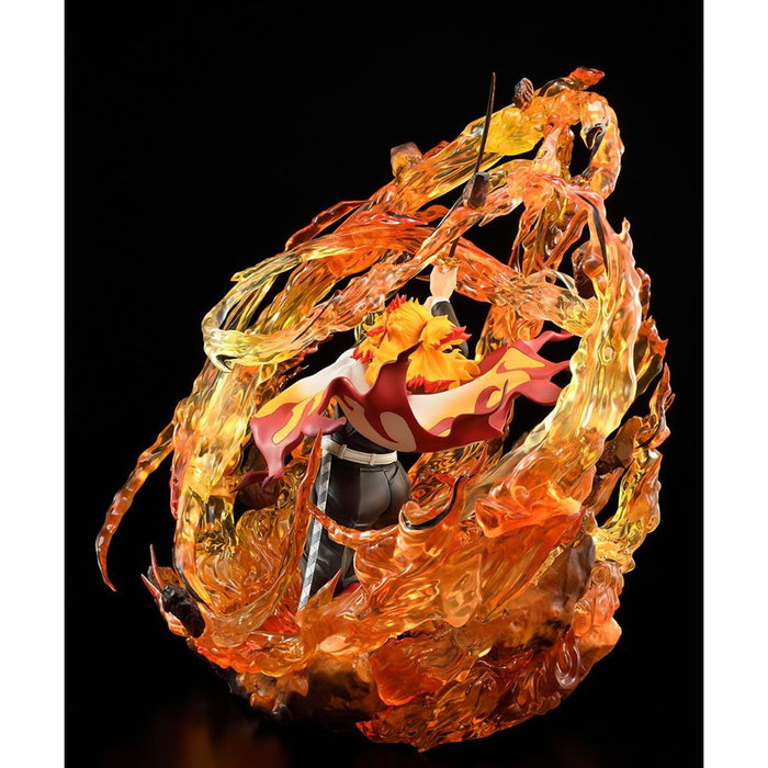 Good Smile Company Figura Kimetsu No Yaiba Kyojuro Rengoku PVC 35 cm