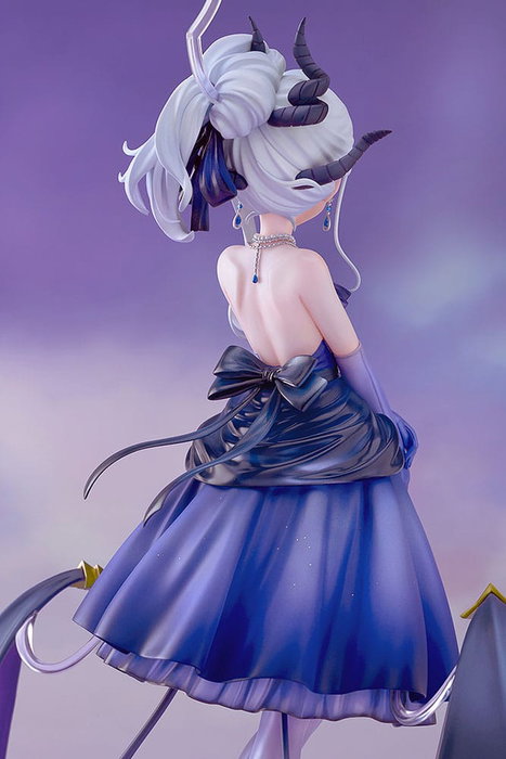 Good Smile Company Blue Archive Estatua PVC 1/7 Hina (Dress) 25 cm