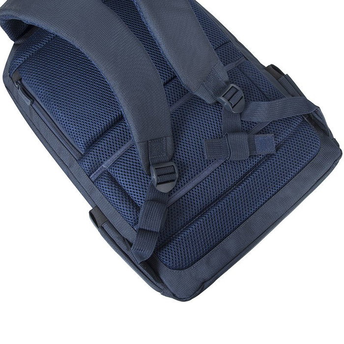 Rivacase 8460 Mochila para Portátil 17.3 Pulgadas (43.9 cm) Azul Oscuro - Poliéster - Hasta 17.3"