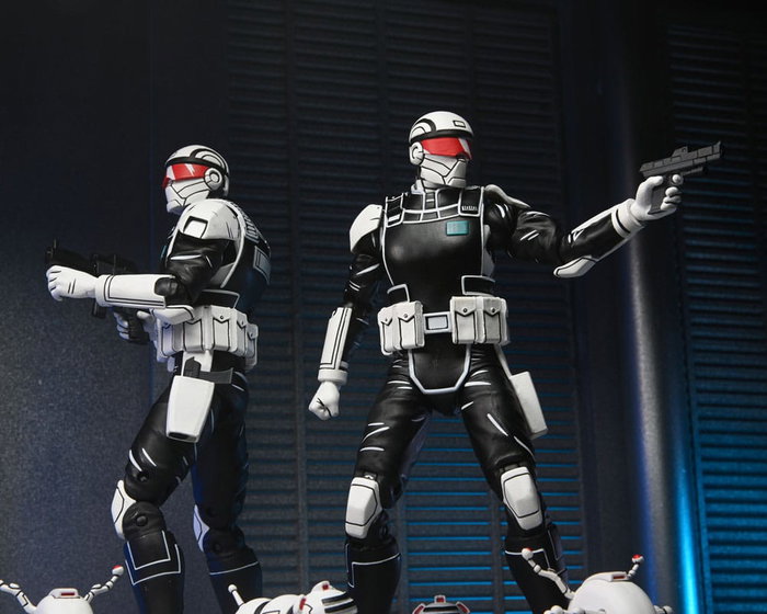 Tortugas Ninja (The Last Ronin) Figura Synja Commando with Mousers 18 cm