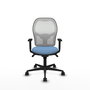 Silla de oficina Jorquera con mecanismo Sincro tapizada con Tela color Azul cielo y malla color Blanco. Equipada con lumbar 1D, Brazos 1D y Ruedas 65mm nailon
