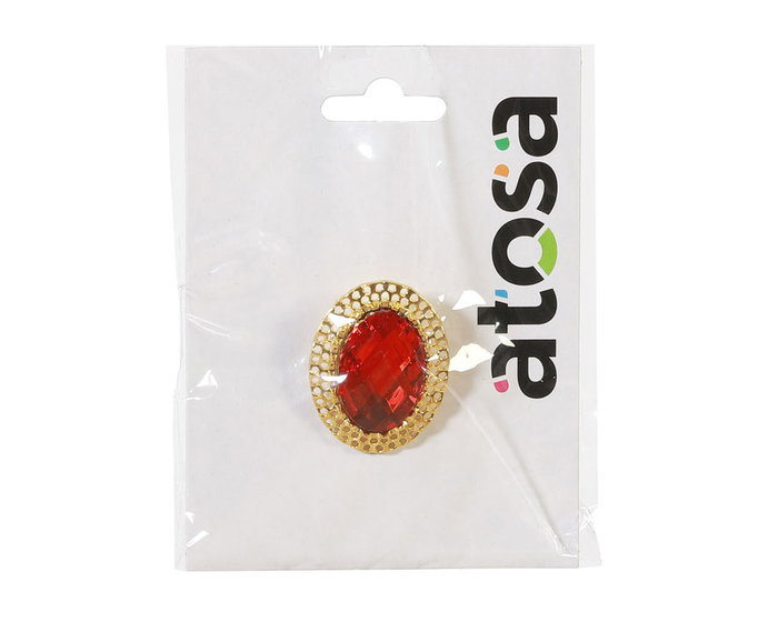 Anillo Gótico con Rubí Rojo y Detalles Ornamentales