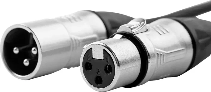 CABLEWORKS Cable de Micrófono XLR recto negro 1,5 m con conductor de cobre sin oxígeno