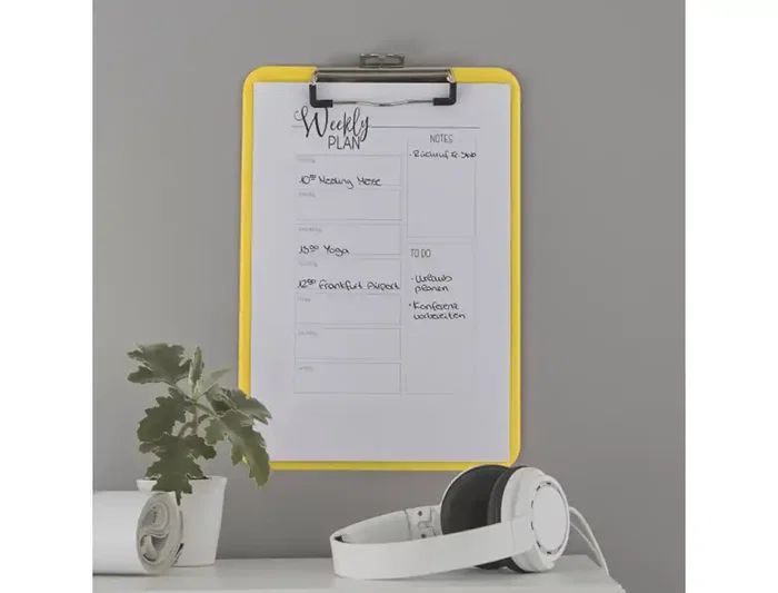 Leitz Carpeta WOW Plástico Rígido DIN A4 con Pinza Superior Color Amarillo