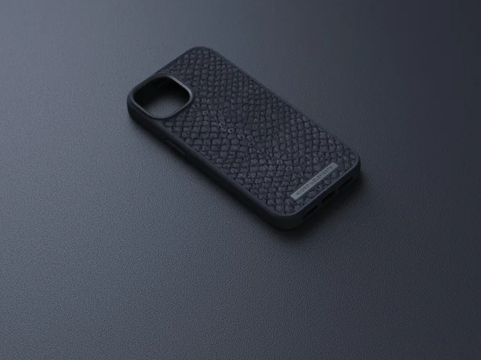 Njord byELEMENTS iPhone 14 (15.5 cm / 6.1") Funda MagSafe con Piel de Salmón - Negro - Protección contra Caídas hasta 2 m, Compatible con Carga Inalámbrica