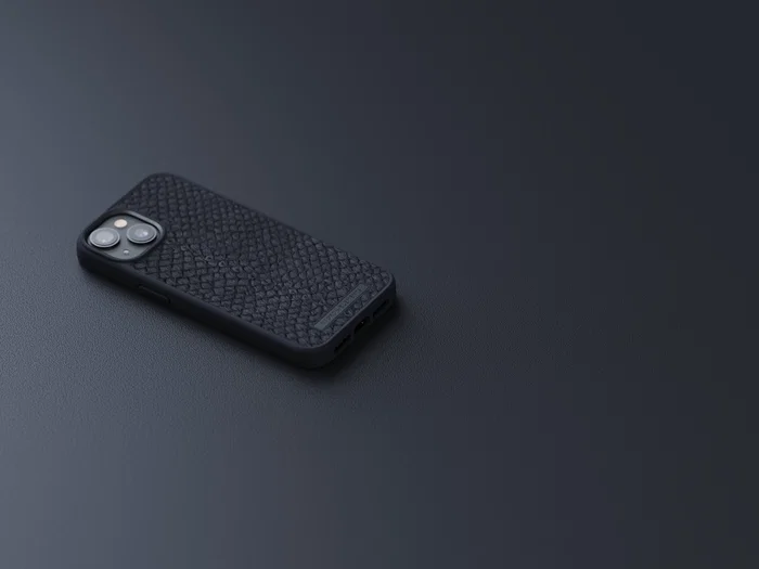 Njord byELEMENTS iPhone 14 (15.5 cm / 6.1") Funda MagSafe con Piel de Salmón - Negro - Protección contra Caídas hasta 2 m, Compatible con Carga Inalámbrica