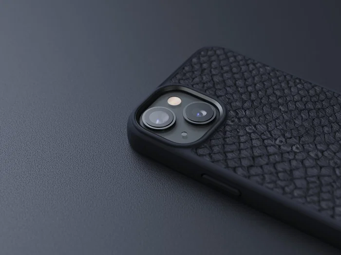 Njord byELEMENTS iPhone 14 (15.5 cm / 6.1") Funda MagSafe con Piel de Salmón - Negro - Protección contra Caídas hasta 2 m, Compatible con Carga Inalámbrica