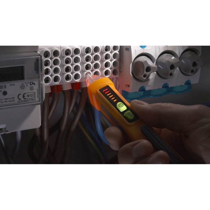 Pancontrol Voltfinder Probador de voltaje sin contacto y detector magnético Pancontrol Voltfinder Probador de voltaje sin contacto y detector magnético