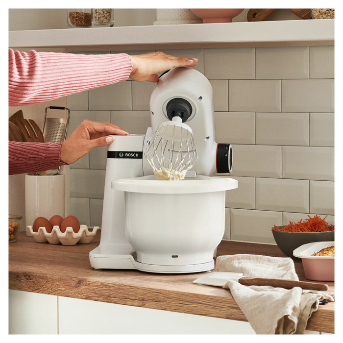 Bosch MUMS2AW00 Kitchen Machine Robot de Cocina, 700W, Serie 2, Color Blanco, 3.8L con Batidor, Amasador y Accesorios